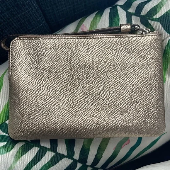 Coach wallet ✨ - Picture 4 of 8